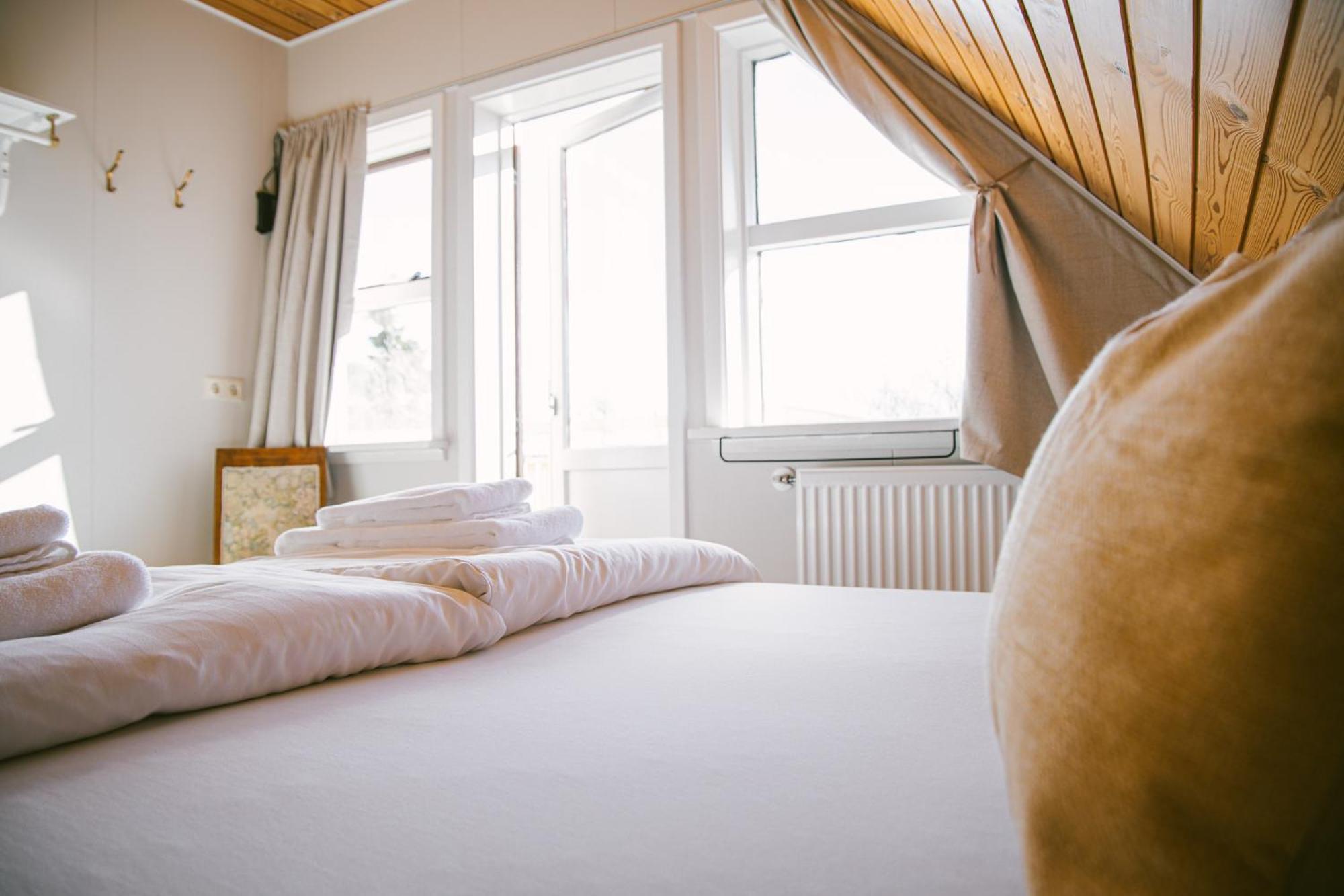 Milli Vina Guesthouse Боргарнес Экстерьер фото