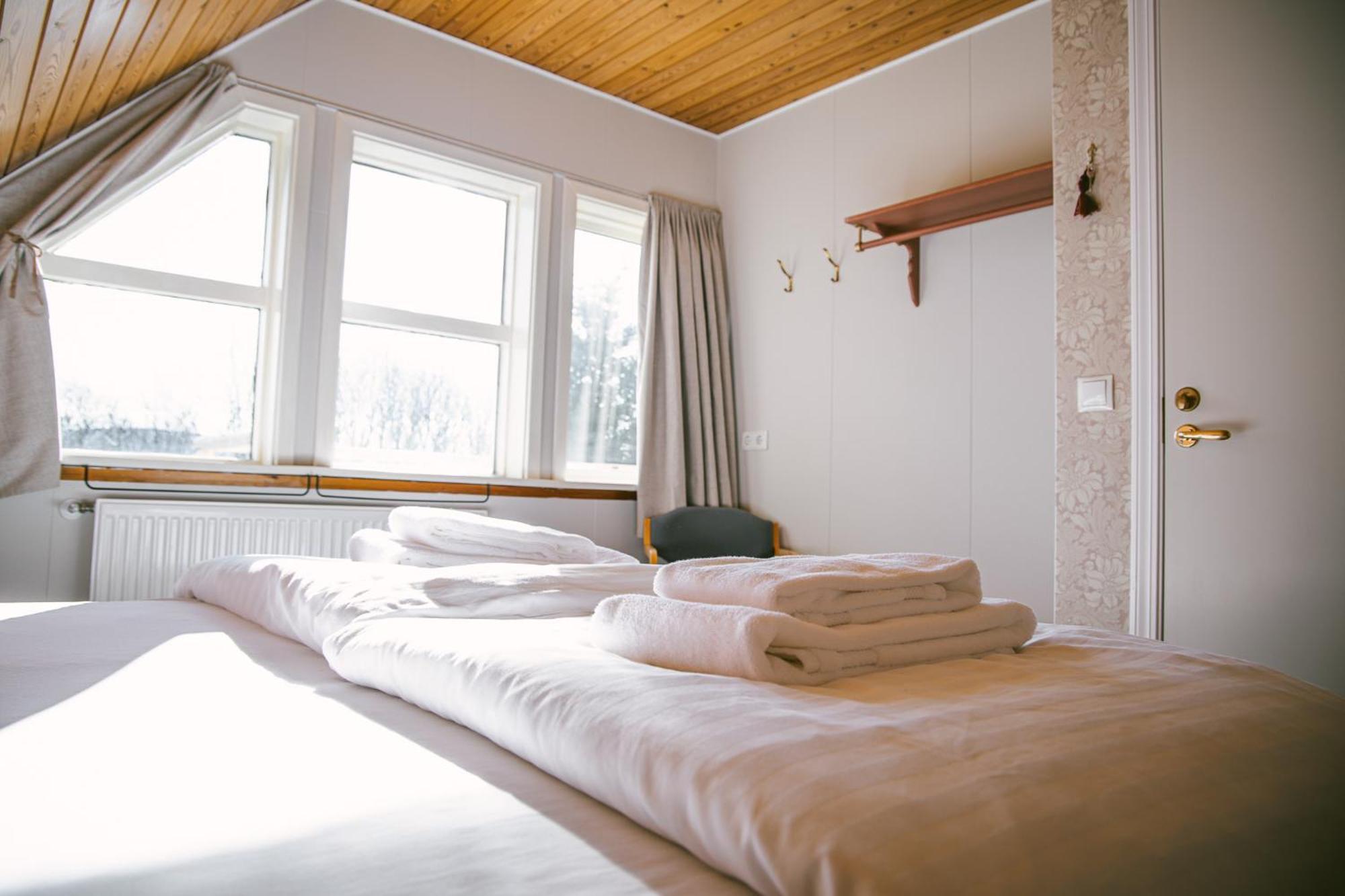 Milli Vina Guesthouse Боргарнес Экстерьер фото