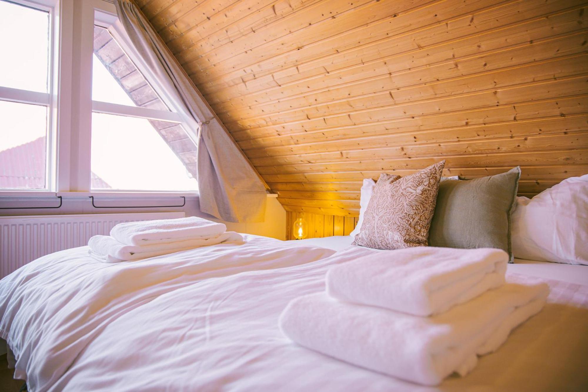 Milli Vina Guesthouse Боргарнес Экстерьер фото