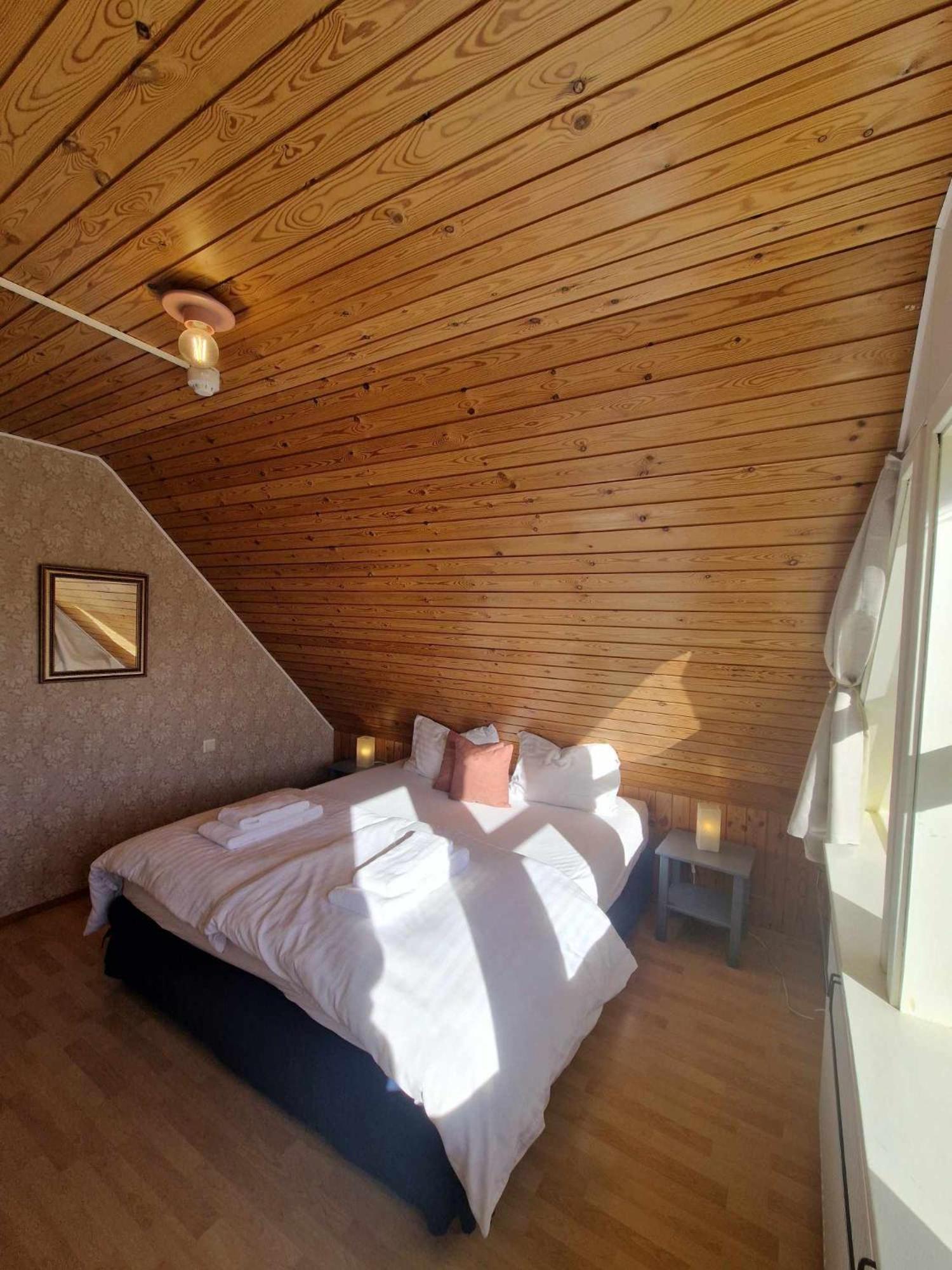 Milli Vina Guesthouse Боргарнес Номер фото